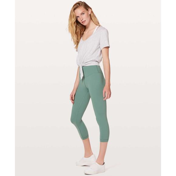 LULULEMON Wunder Under Crop (Hi-Rise) *Full-On Luxtreme 21" Celadon Sz 10 {OO8} - Picture 1 of 5